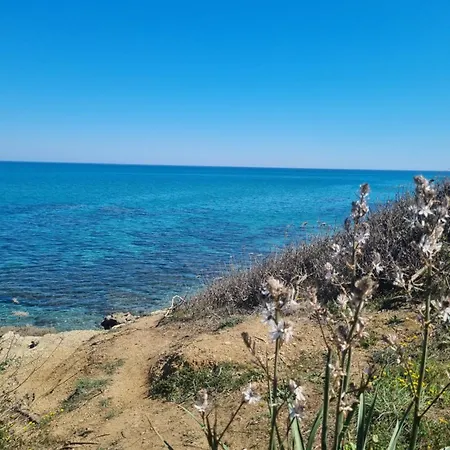 Villa Au Bord De La Acces Direct A La